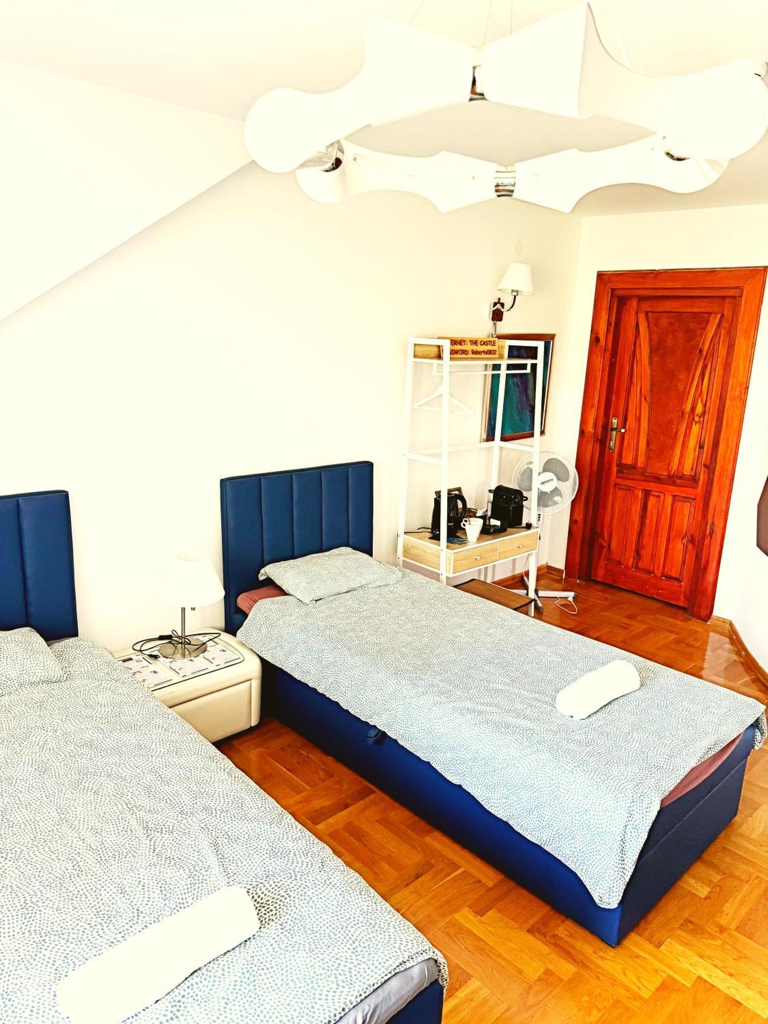 The Castle Suites & Apartment - Free Parking - (Adults Only) Krakow Exterior photo